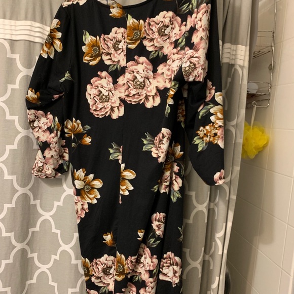 Floral Dress - Picture 2 of 7